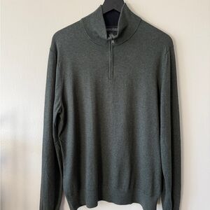 Banana Republic Men's Dark Gray Zip-Up Sweater